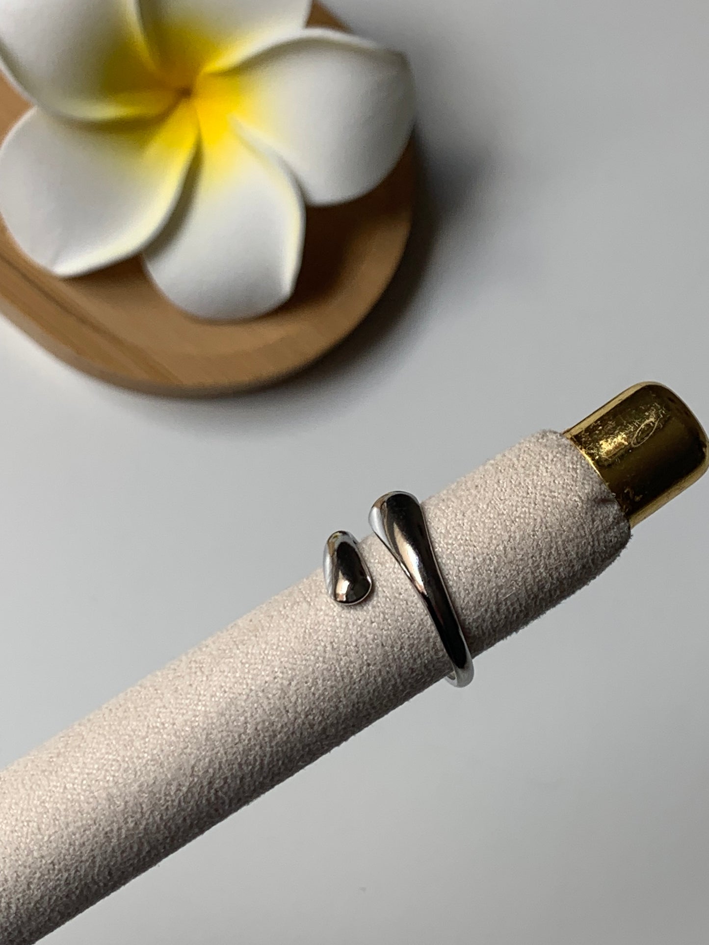 LOÏS l Bague inoxydable