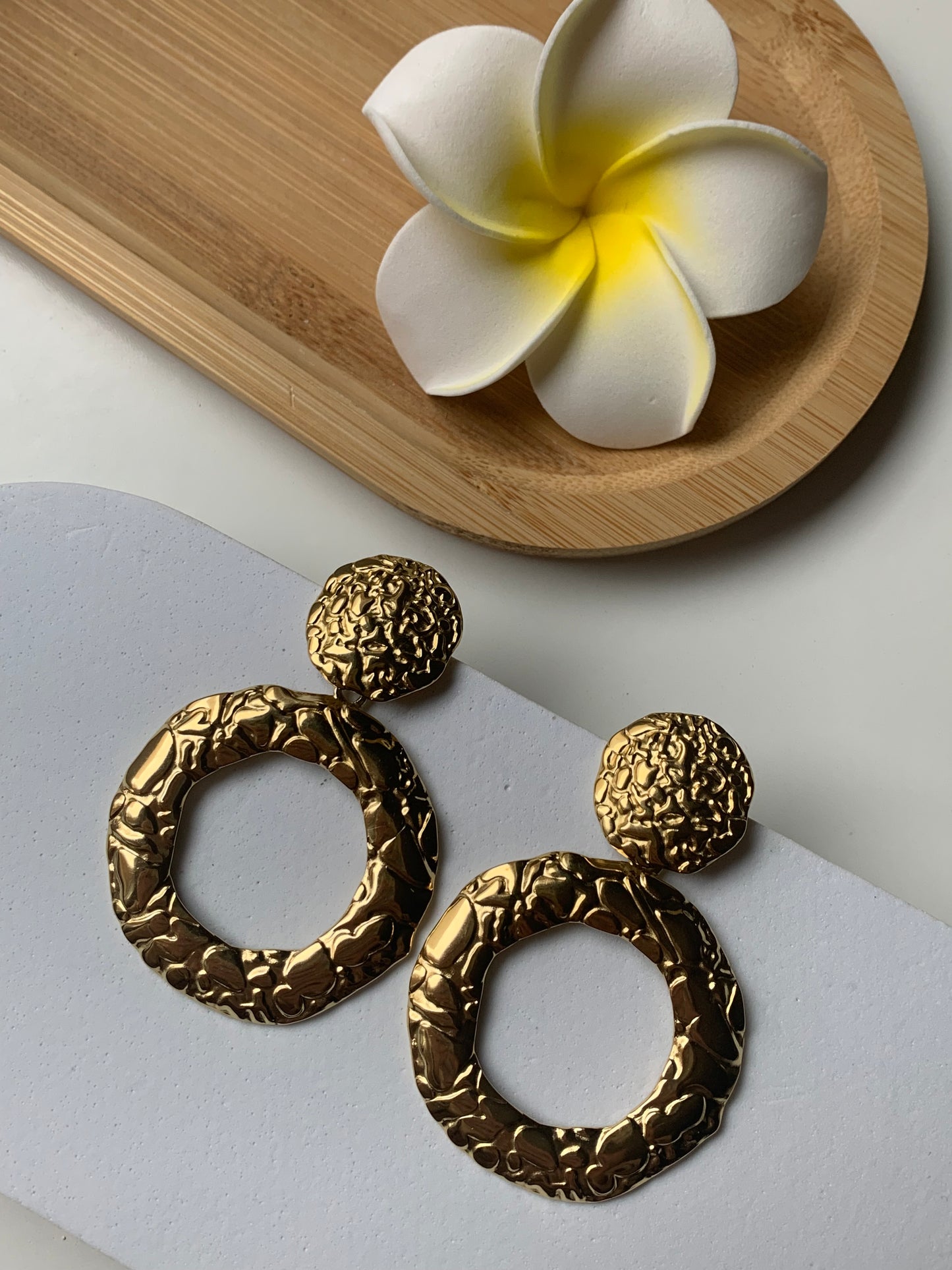 AÏDA l Boucles inoxydables