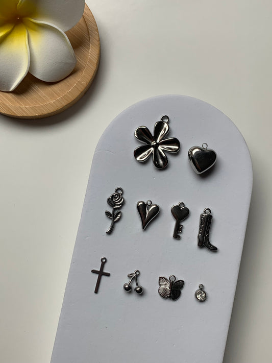 PINTEREST l Charms inoxydable