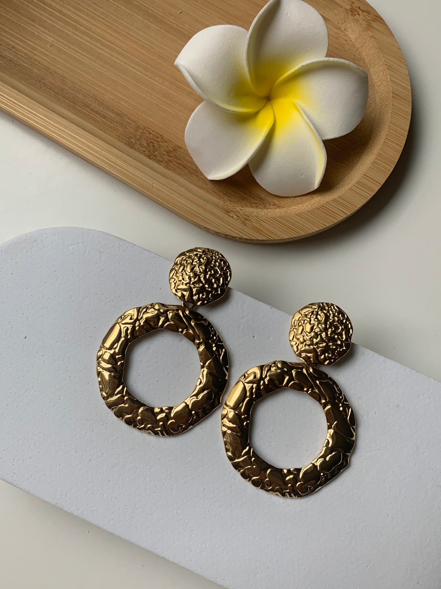 AÏDA l Boucles inoxydables