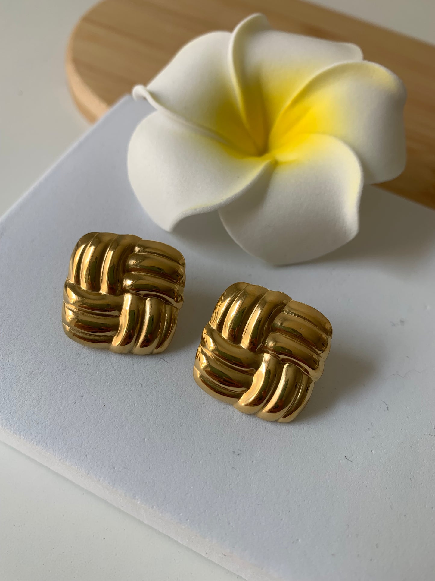 LIVA l Boucles inoxydables