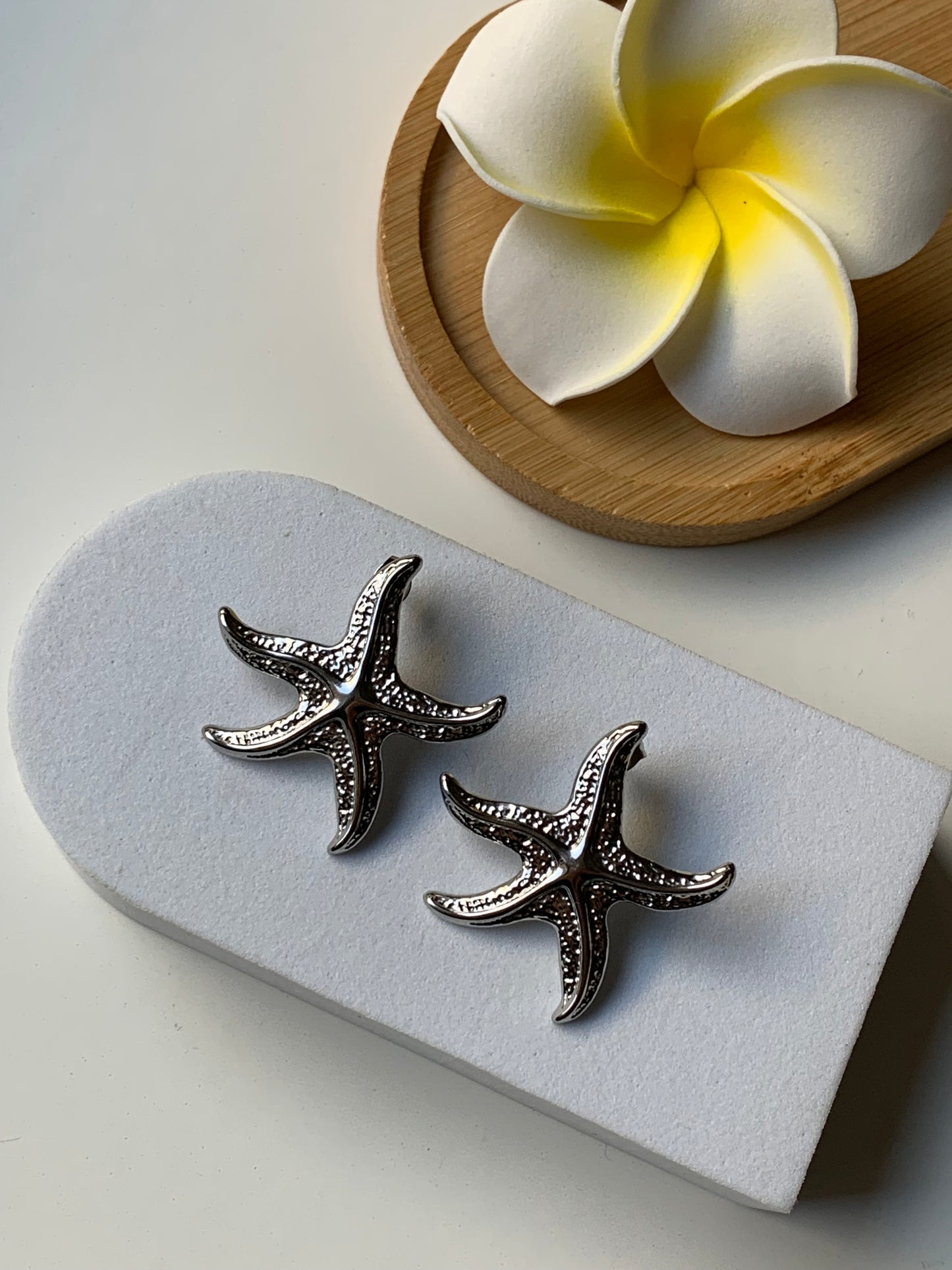 MINORQUE l Boucles inoxydables
