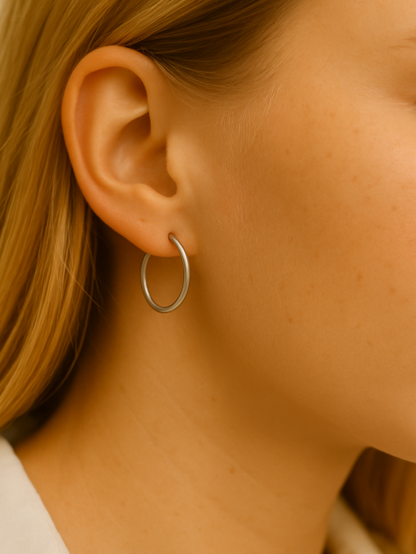 JUDE l Créoles inoxydables argentées -2cm-